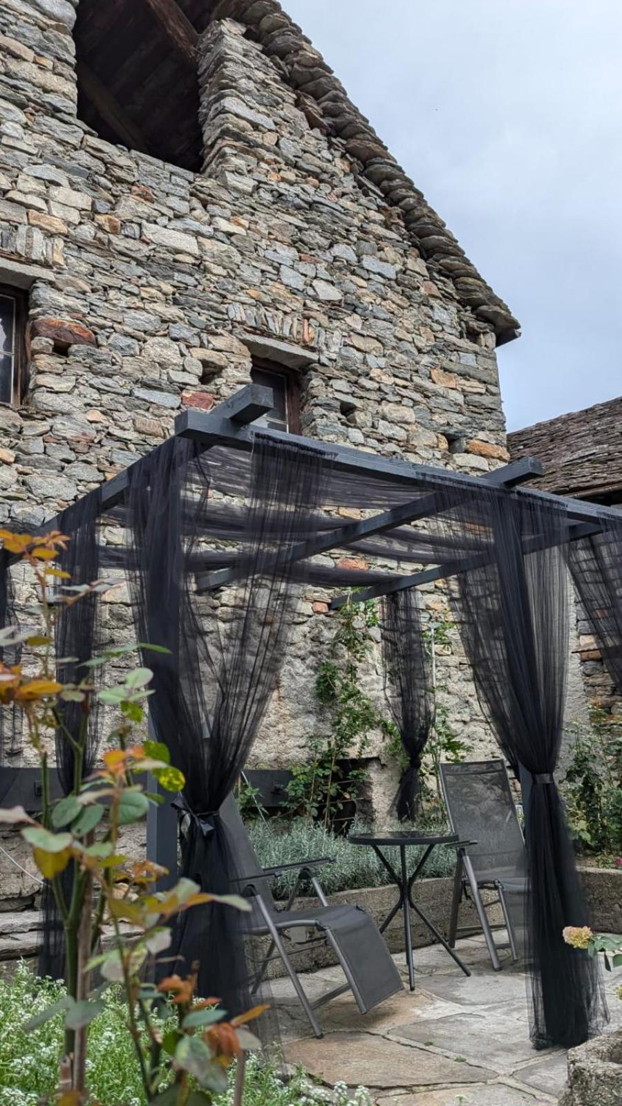La Via Del Sale Accommodations Holidays Domodossola Exteriér fotografie